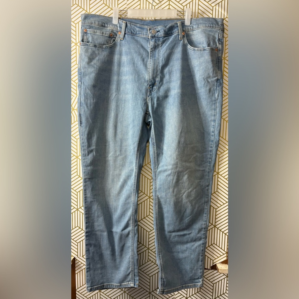 Levi's Men's Relaxed Fit Light Blue Jeans